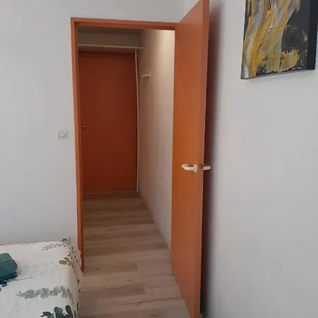 Balcon Idealement Place Apartment Nîmes